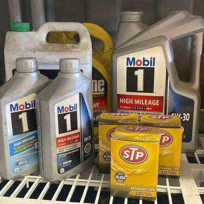 #7560 • (3) Oil Bottles, (2) Antifreeze/Coolant & (3) Oil Filters

