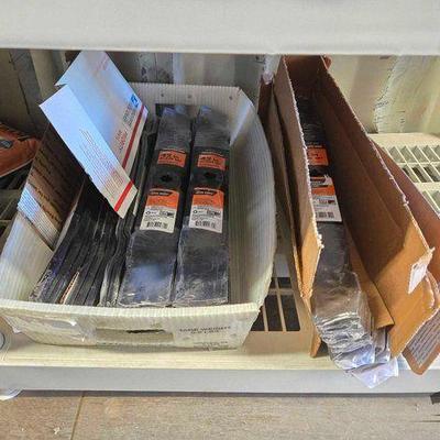 #4574 • Approx (30) Power Care 42" Blade Sets

