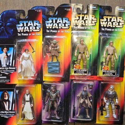 #4210 • NEW!!! (8) Star Wars Figures
