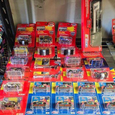 #4264 • NEW!!! (25) Die Cast Nascar Cars & Racing Team Transporter
