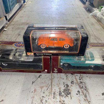 #7516 • (3) Die Cast Cars

