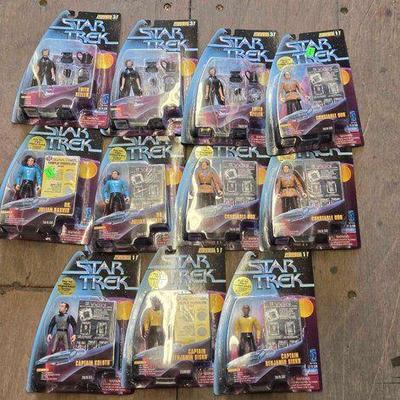 #4216 • NEW!!! (11) Star Trek Figures
