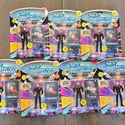 #4244 • NEW!!! (7) Star Trek Figures

