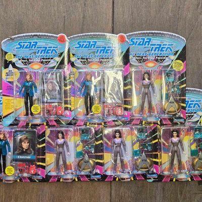#4224 • NEW!!! (7) Star Trek Figures
