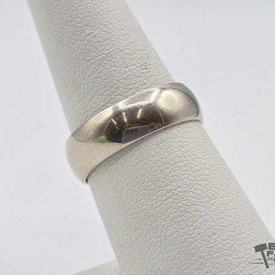 #710 • 14K White Gold Band, 5.04g
