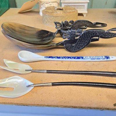 #3040 • Antique Utensils
