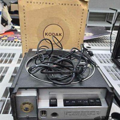 #2566 • Kodak Carousel Projector Model 550
