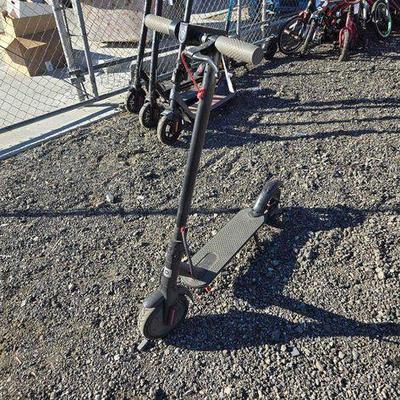 #90008 • Populo Electric Scooter
