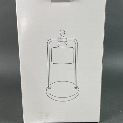 Lot 515 | New Aromatherapy Lamp
