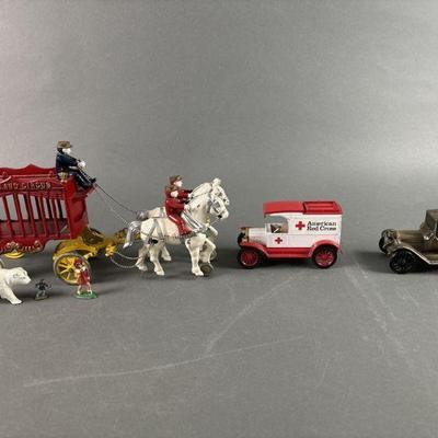 Lot 413 | Vtg Miniature Circus Cart & More
