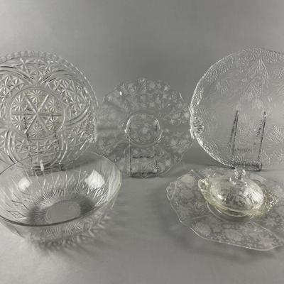 Lot 306 | Glass Servers & More
