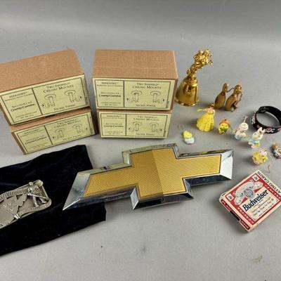 Lot 553 | Various Ceiling Mounts, Chevy Logo, and More
