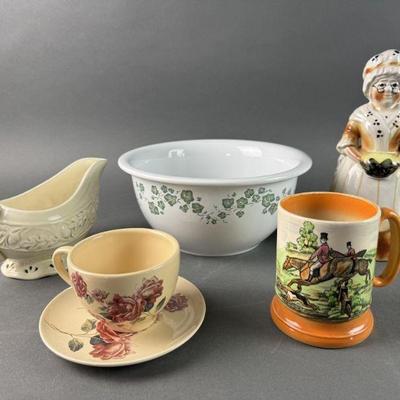 Lot 400 | Corelle Coordinates Pottery Bowl and More
