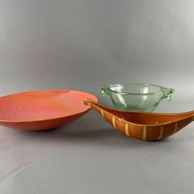 Lot 372 | Uranium Glass Bowl & Hull Vase Bowl & More
