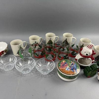 Lot 522 | Christmas Glassware and More

