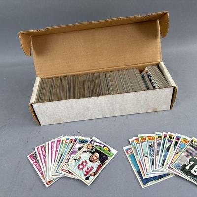 Lot 11 | Vtg 1977 Topps Football Cards
