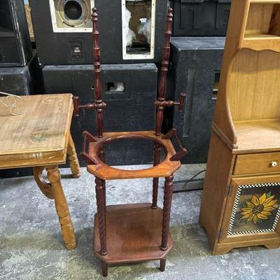Lot 437 | Vtg Wash Basin Stand
