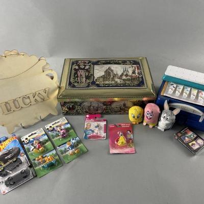 Lot 265 | Vintage Toy & Crafts Lot
