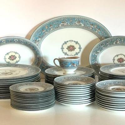 Lg. set of Wedgwood Florentine Turquoise dinnerware