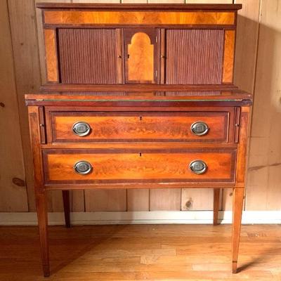 Antique cherry Hepplewhite tambour desk, Mass., circa 1810