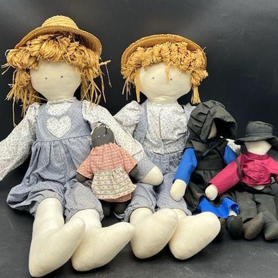 (5) Cloth Dolls
