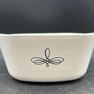 Corning Ware 2 1/2 Quart Casserole in Rare Trefoil Pattern
