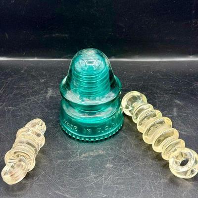 Hemingray Insulator Cap & (2) Clear Insulators 