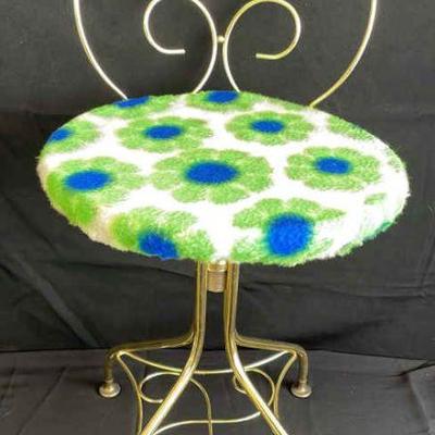 Vintage Gold Metal Scroll Design Metal Chair * Swiveling Accent Chair
