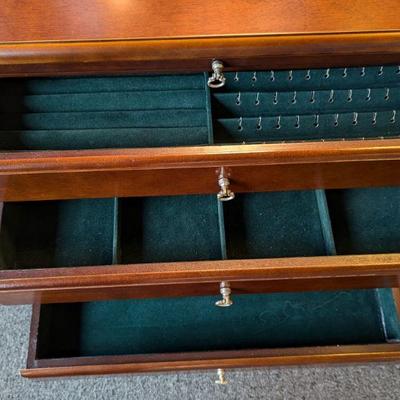 Jewelry Chest 