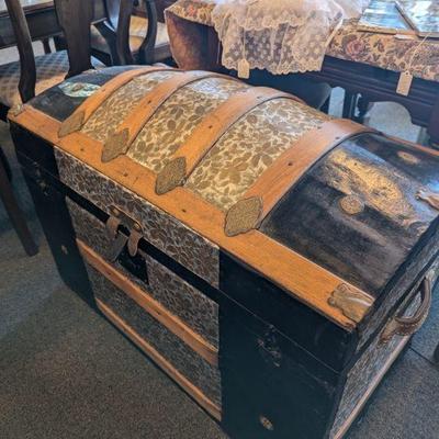 Antique Large Dome Top Steamer Trunk in Excellent Condition.