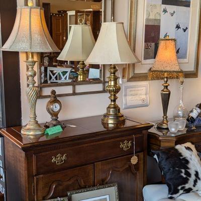 Quality Lamps, Artwork, Cabinets Thomasville Furniture and more