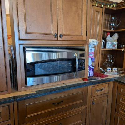 Convection Microwave Oven