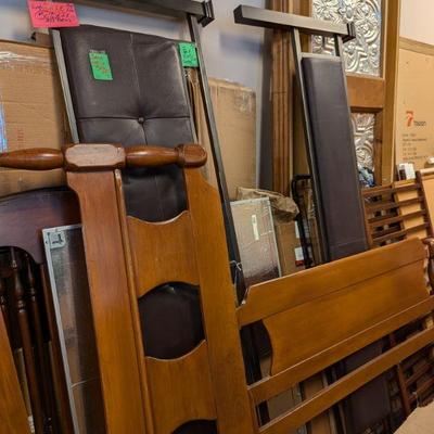 Iron King Size Complete Bed.
Maple Full Size Complete Bed