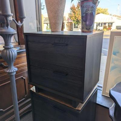 Very Nice Pair of Modern Night Stands or End Tables.  Lovely Vases