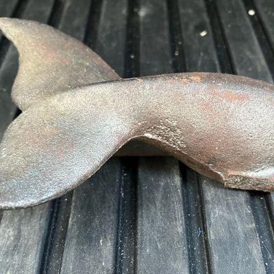 Metal Whale Tail https://ctbids.com/estate-sale/31612/item/3564151/Whale-Tail