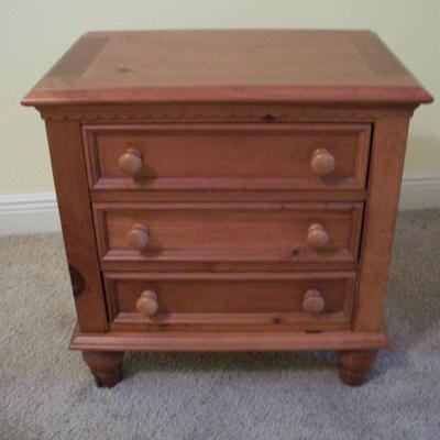 Sale Photo Thumbnail #36: ***BIN*** Broyhill Furniture "Fontana " Collection 3 Drawer Nightstand: $90.00