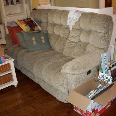 ***BIN*** Best Power Dual Reclining Electric Sofa with USB Port on each End - $400.00