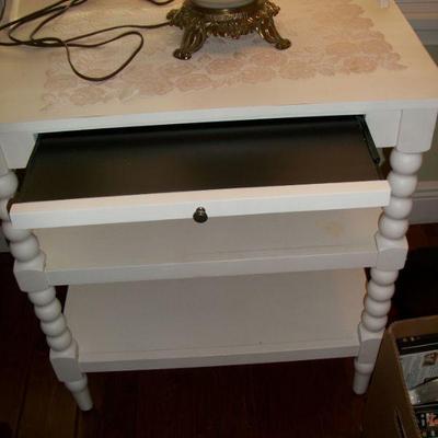 Tray shown