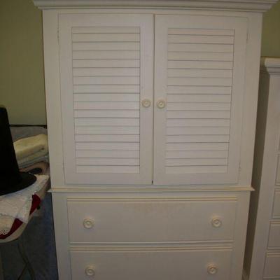 ***BIN***Vintage Broyhill Furniture "Pleasant Isles" Collection Clothing/Media Armoire with 2 Drawers - $225.00