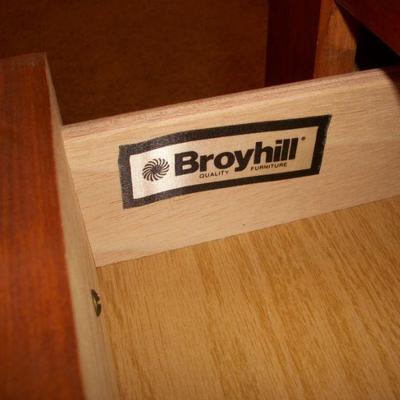 Makers label
