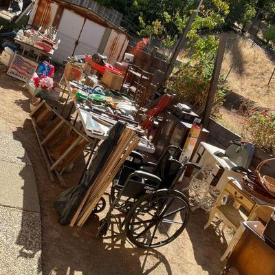 Estate sale photo