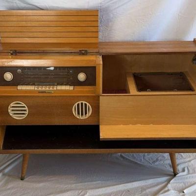 Grundig Majestic Vintage Record Table