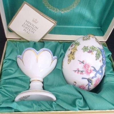 Minton Emperor's Garden Bone China Egg and Stand