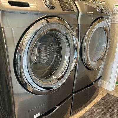 Electric dryer.  Set approx. 7 years old.  Clean!