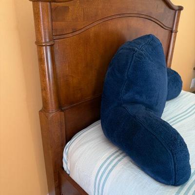 Young America Twin Bed