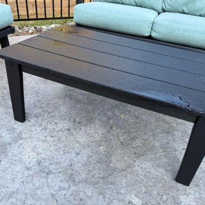 Pollywood outdoor furniture, excellent condition