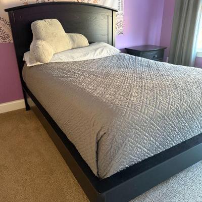 Pottery Barn Full Bed