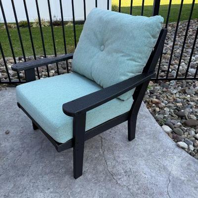 Pollywood outdoor furniture, excellent condition