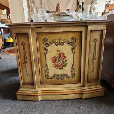 Magnavox stereo / record player