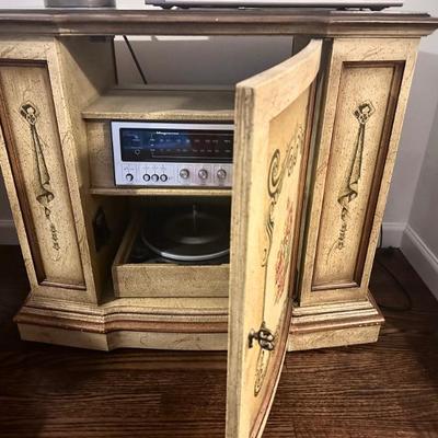 Magnavox stereo / record player